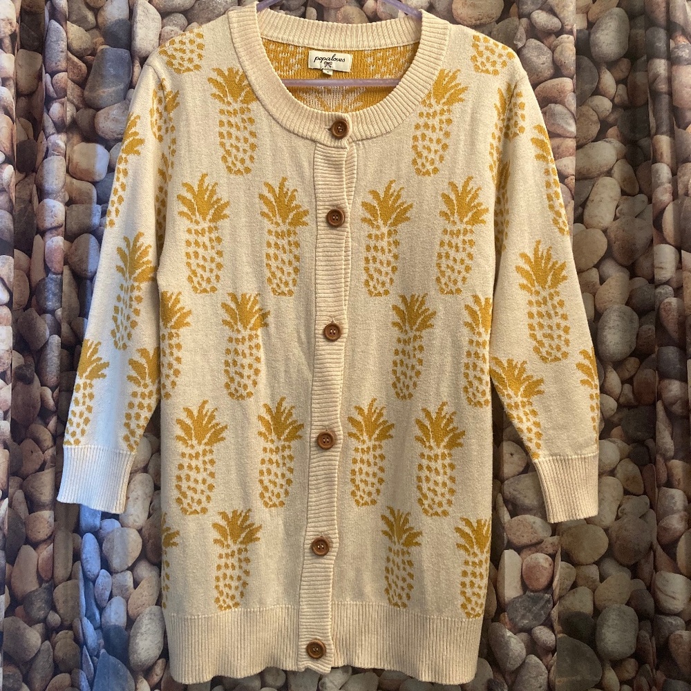 Peppa Loves Pineapple Cardigan - wooden buttons, sz small, 3/4 sleeves